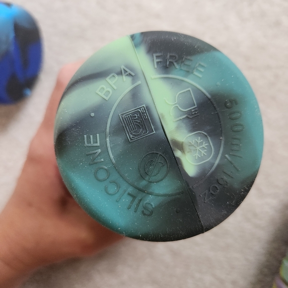 Colorful Collapsible Water Bottles, Flexible, Fun! - Picture 5 of 7